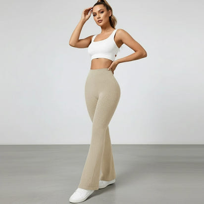 Arivah Fit High-Waisted Flare Pants™